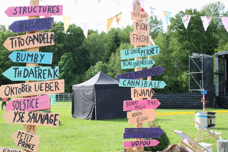 panneau d'affichage Biches Festival_resultat